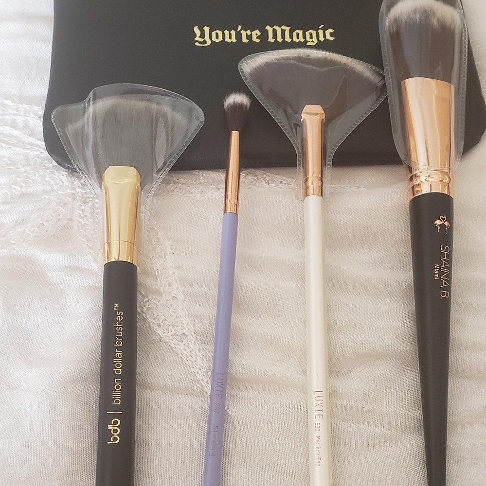 Make up brushes